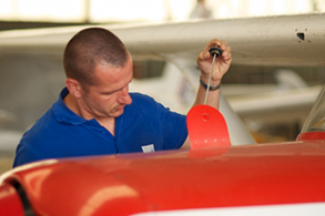 What to Know When Choosing an Aviation Technician